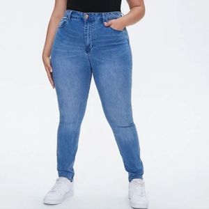NWT Forever 21 plus high rise skinny jeans Size 14